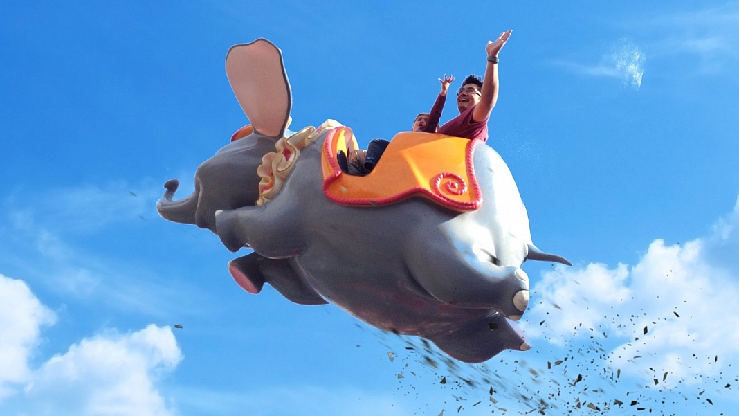 Dad Creates Amazing Visual Effects And Brings Son's Imagination To Life