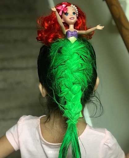 Mom S Creative Little Mermaid Hairstyle For Daughter S Crazy Hair